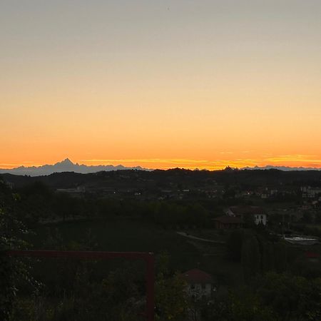 Tenuta Agricola La Cava- Cantina E Agriturismo San Damiano dʼAsti Eksteriør bilde