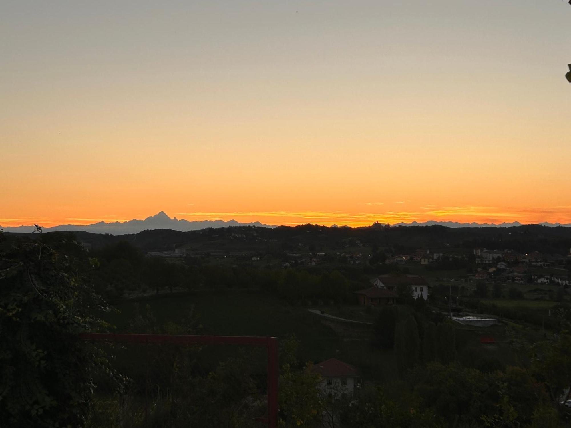 Tenuta Agricola La Cava- Cantina E Agriturismo San Damiano dʼAsti Eksteriør bilde