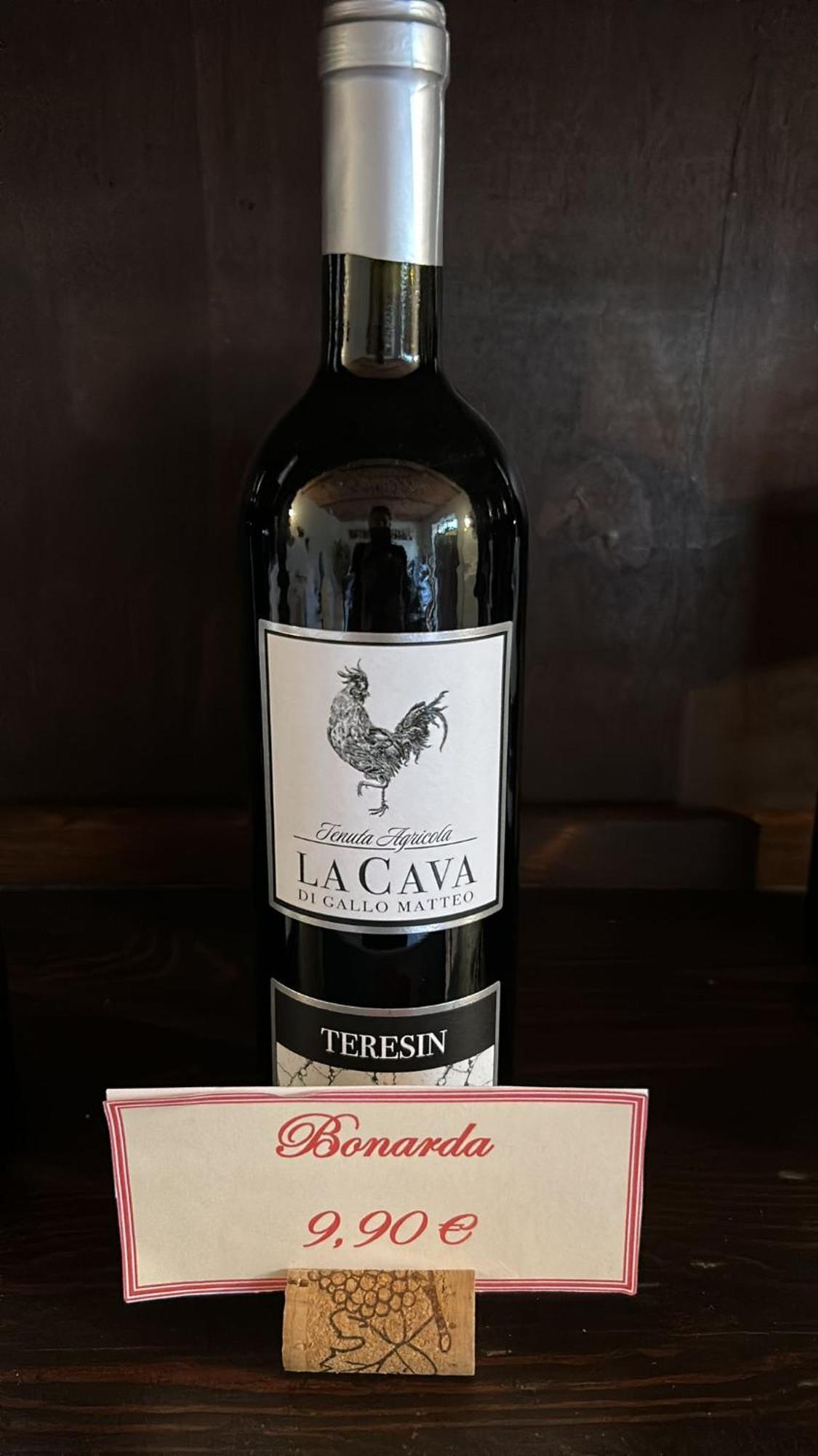 Tenuta Agricola La Cava- Cantina E Agriturismo San Damiano dʼAsti Eksteriør bilde